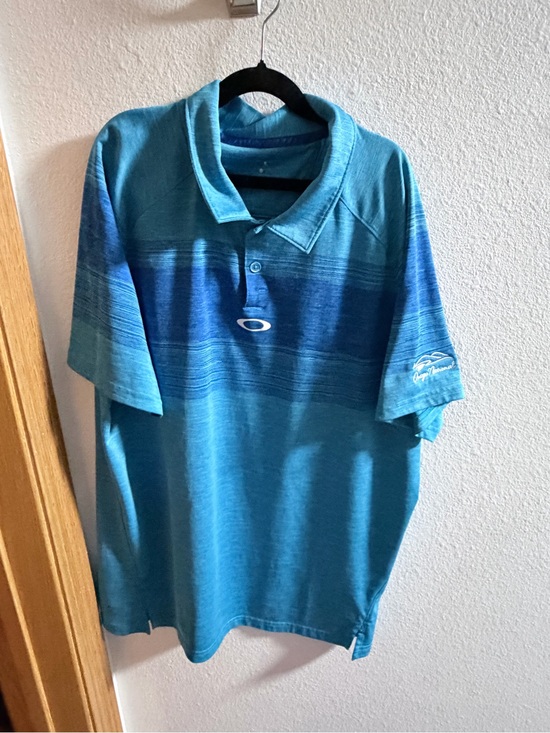 Oakley Other - Oakley Blue Polo Men’s Large